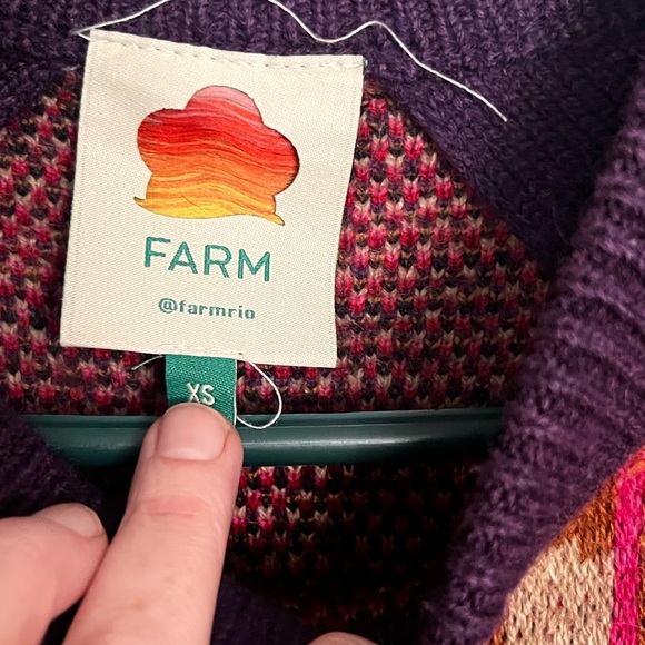 FARM Rio Multicolor Patterned Sweater - Picture 4 of 11